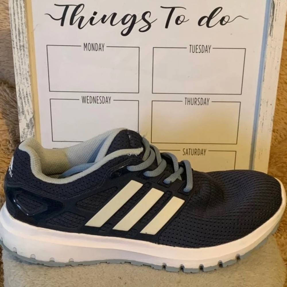 Unisex Navy Blue Adidas size 6.5 soft foam inside